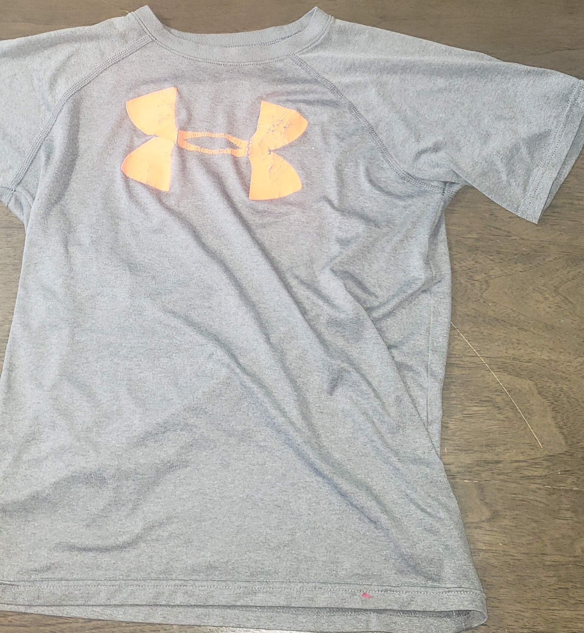 Underarmor shirt